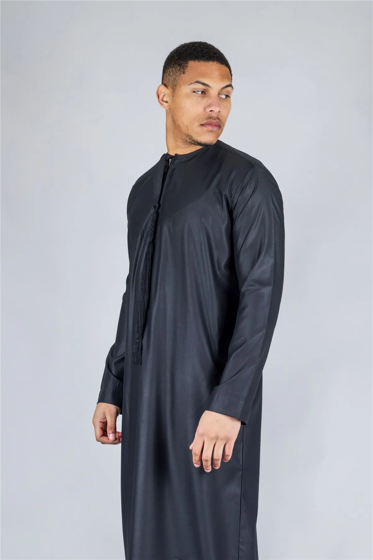 Men's Thobe Emirati Omani Jubba Islamic Clothing Muslim Kaftan Eid Robe Arab String Tassel