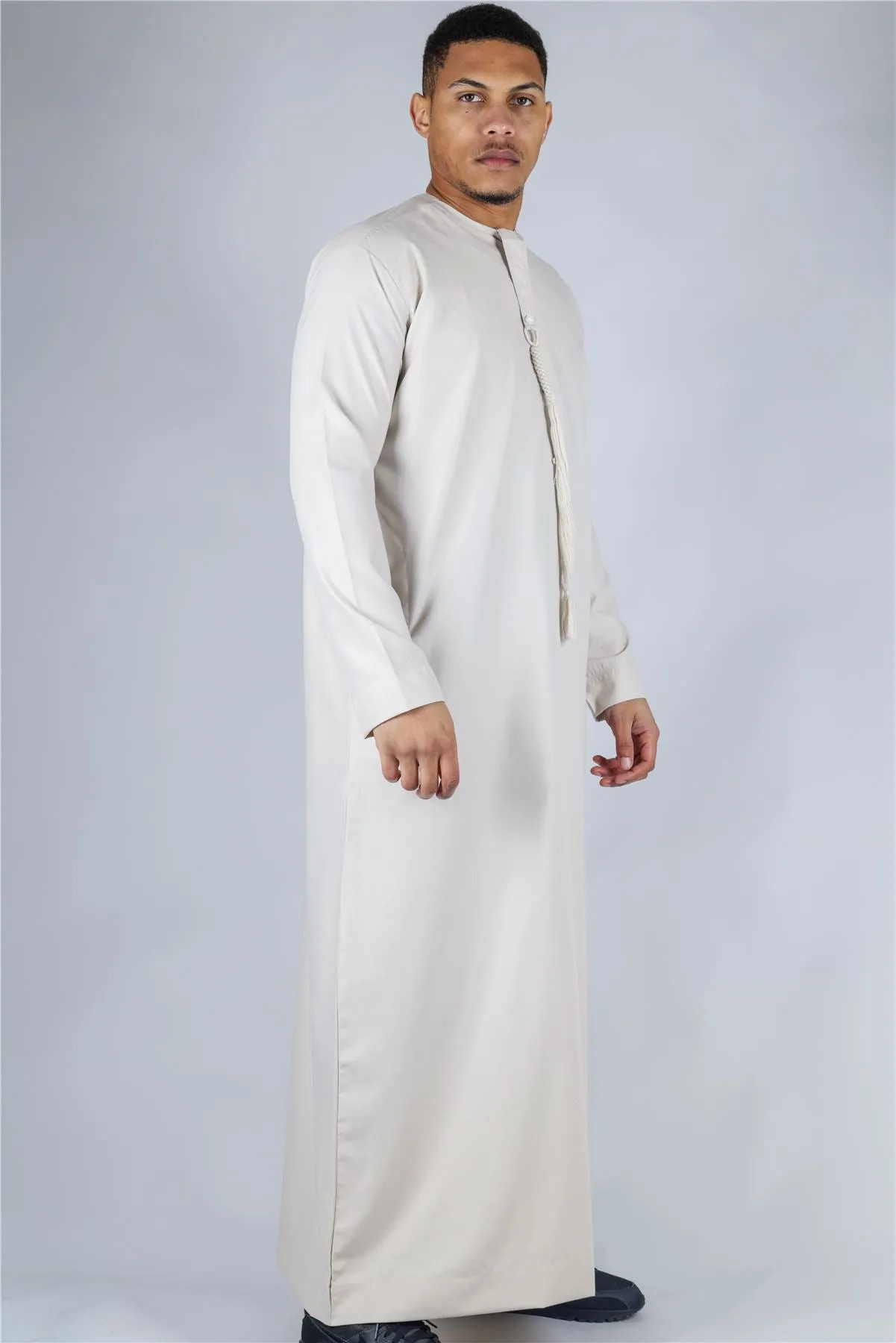 Men's Thobe Emirati Omani Jubba Islamic Clothing Muslim Kaftan Eid Robe Arab String Tassel