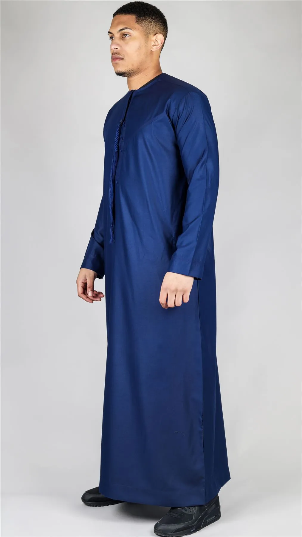 Men's Thobe Emirati Omani Jubba Islamic Clothing Muslim Kaftan Eid Robe Arab String Tassel