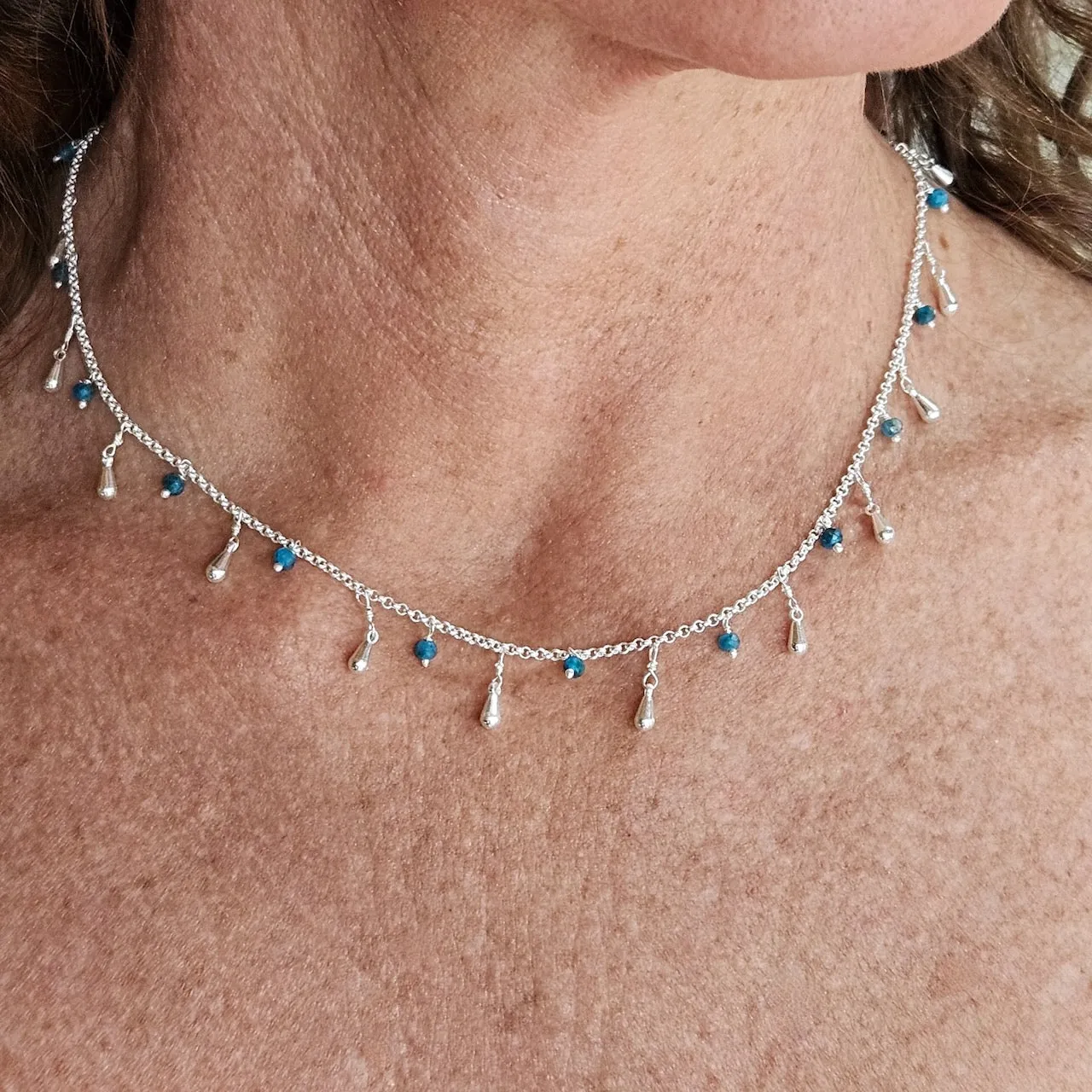 Neon Apatite Stardust Necklace - Silver