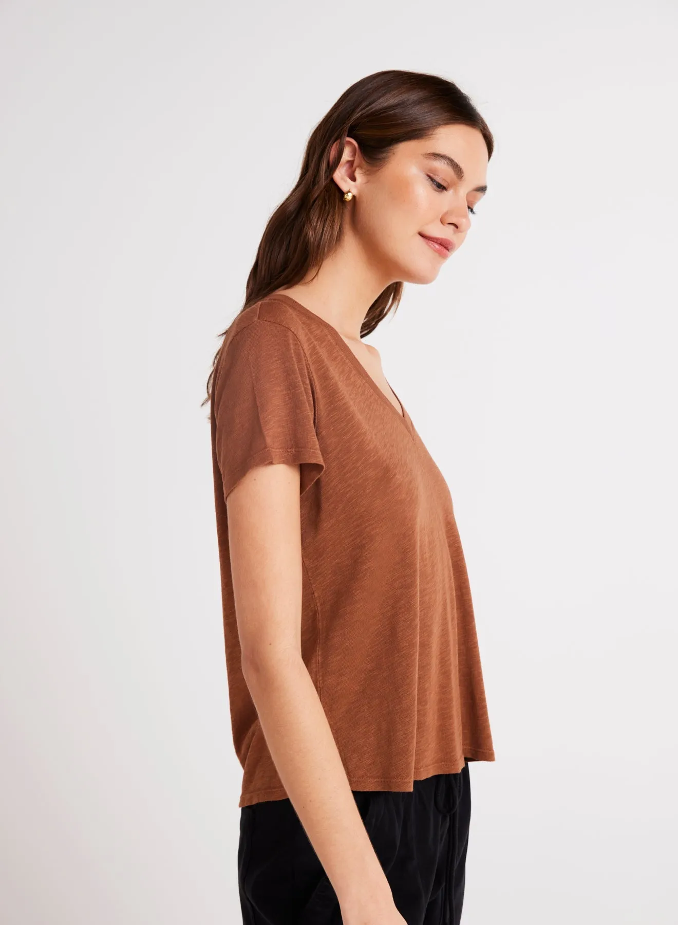 Side Slit V-Neck Tee - Twilight Gold